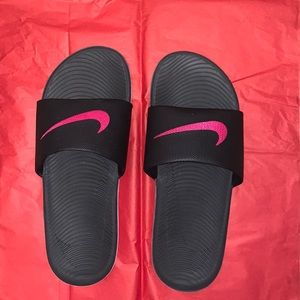 Nike Kawa Women’s slides